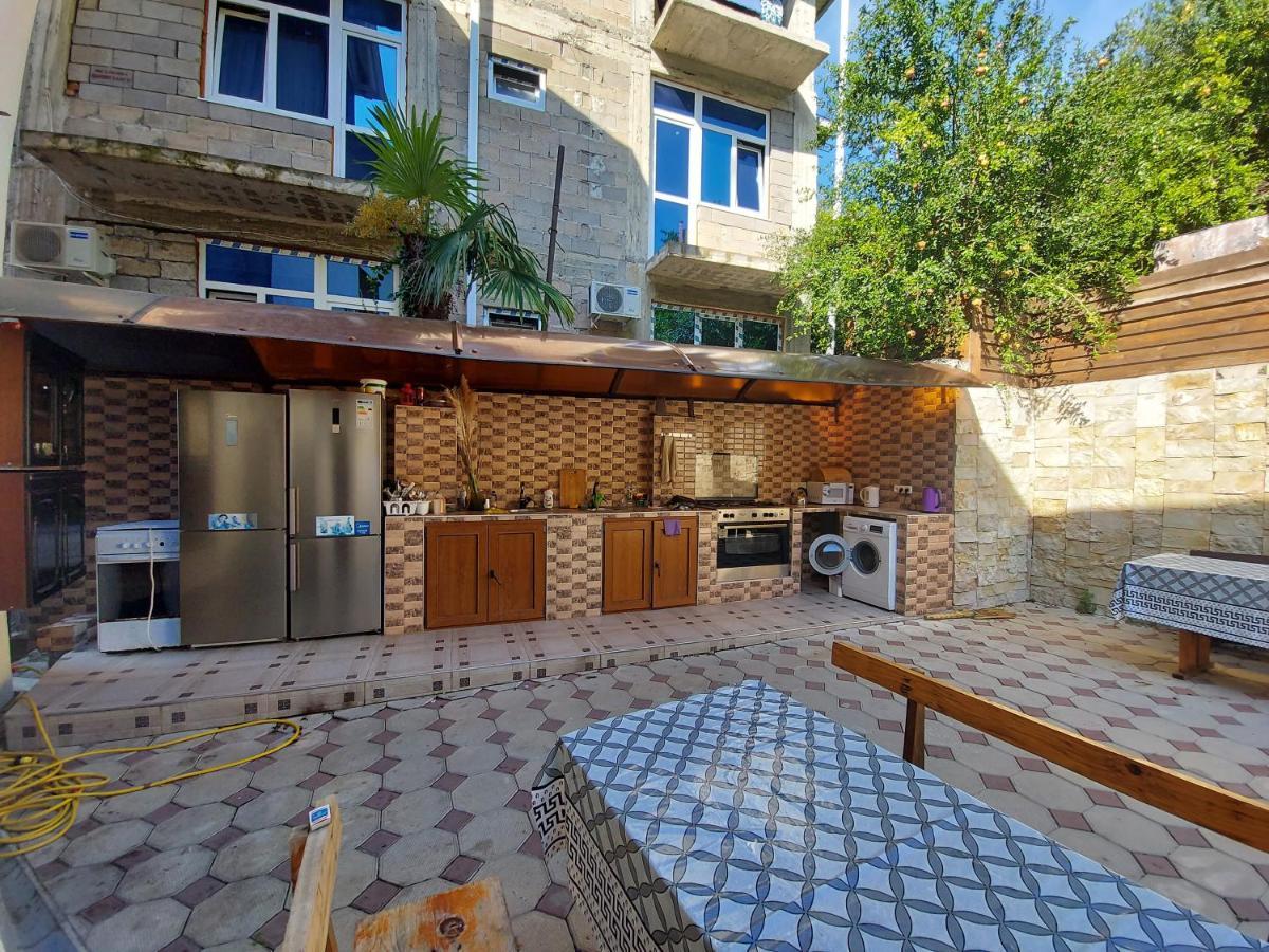 Гостевой Дом София 400 М До Моря Gagra Bagian luar foto