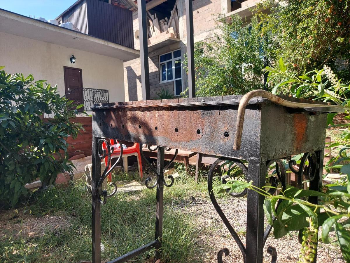 Гостевой Дом София 400 М До Моря Gagra Bagian luar foto